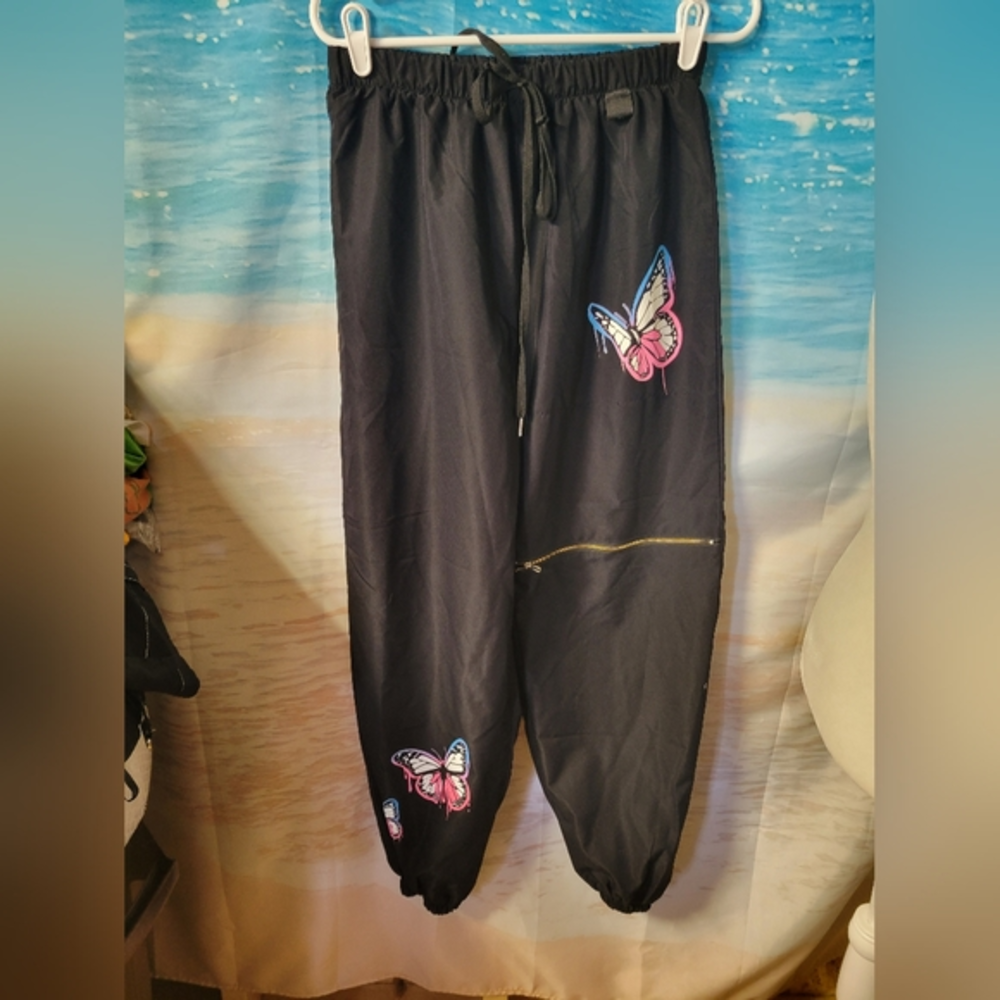 Romwe Black Goth/ Punk Butterfly‎ Joggers Size Large 8/10